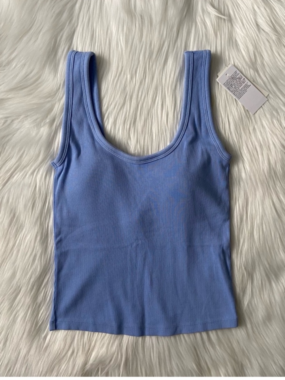 bra-free rib scoopneck tank - Picture 8 of 12